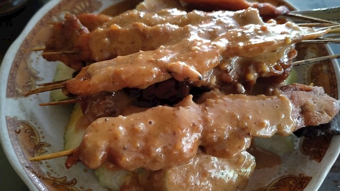 The Most Delicious Chicken in the World: Sate Ponorogo